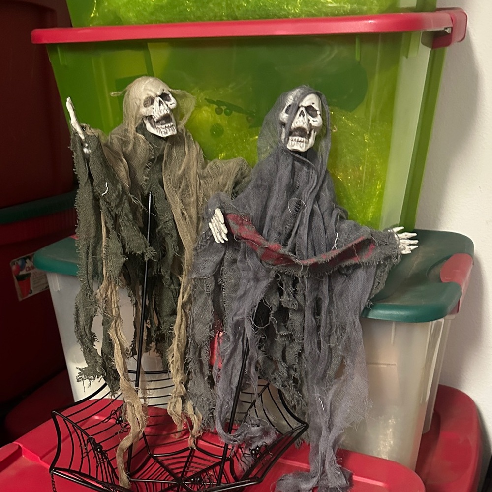 Michaels Creepy Skeleton Figures in Gray and Tan